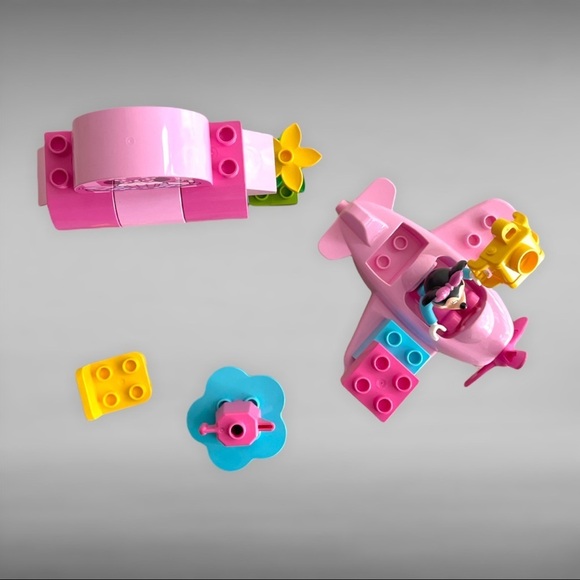 LEGO Duplo Minnie's Cafe 10830 Complete Set - Picture 6 of 6